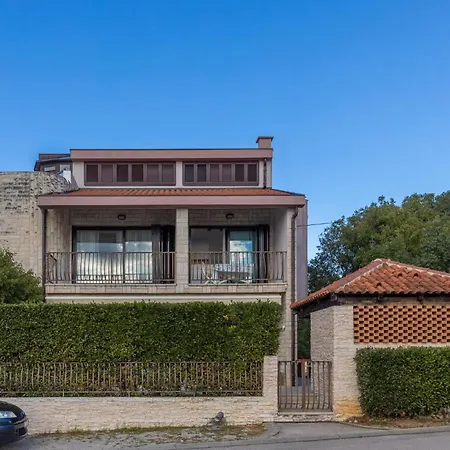 Apartment In With Wifi *